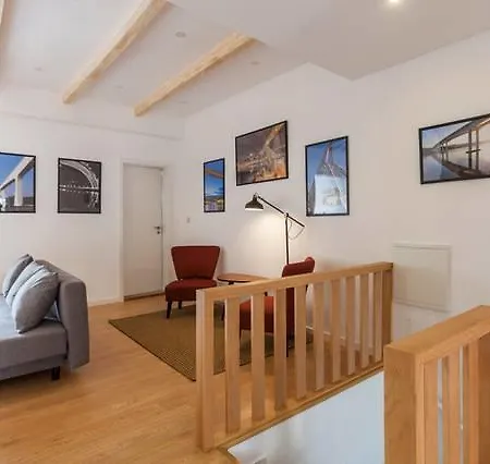 Дом отдыха Porto Bridges *