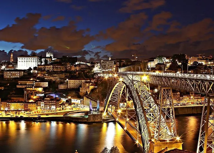 Porto Bridges 度假居 *